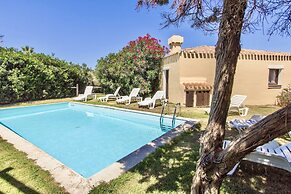 Graziose Ville con A.C e piscina comune