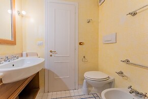 Graziose Ville con A.C e piscina comune