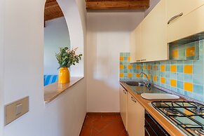 Graziose Ville con A.C e piscina comune