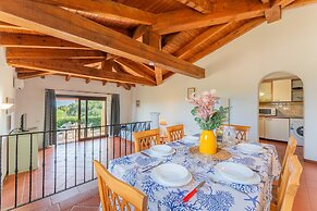 Graziose Ville con A.C e piscina comune