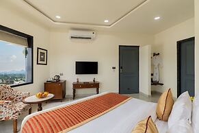 Traavista Aravali Mahal