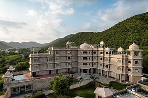Traavista Aravali Mahal