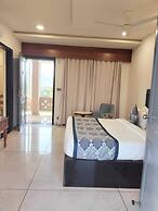 Traavista Aravali Mahal