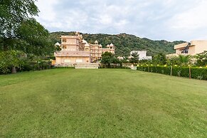 Traavista Aravali Mahal