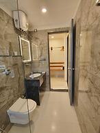 Traavista Aravali Mahal