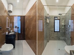 Traavista Aravali Mahal