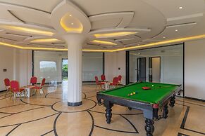 Traavista Aravali Mahal