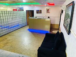 Kilo Royal Hotel