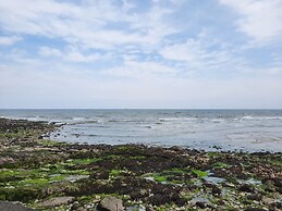 Top Of The Lane Luxury Holiday Apartment