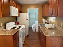 Longer Stay for Travelers Blocks from Hospital and Downtown Security G