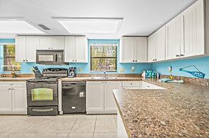 Sunset Beach 2 Bedroom Villa by RedAwning