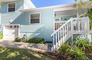 Sunset Beach 2 Bedroom Villa by RedAwning