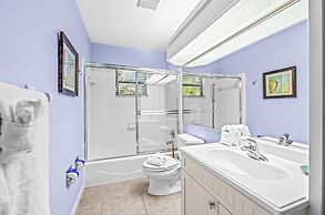 Sunset Beach 2 Bedroom Villa by RedAwning