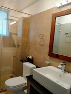 Silina Airport Residence in Katunayake