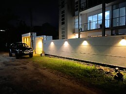 Silina Airport Residence in Katunayake