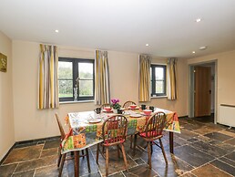 Nine Acres Barn