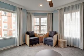 Inn of the Four Winds Oceanfront Seaside