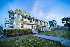 Inn of the Four Winds Oceanfront Seaside
