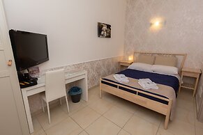 Aurelio Deluxe Rooms