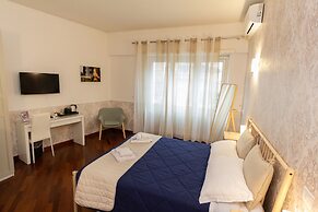 Aurelio Deluxe Rooms