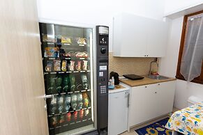 Aurelio Deluxe Rooms