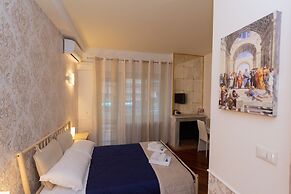 Aurelio Deluxe Rooms