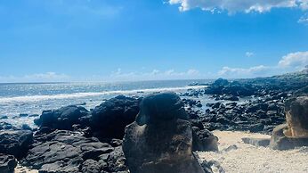 Spacious 4-bed Villa in Flic en Flac Roof top bar