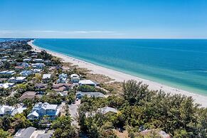Anna Maria Island Edgewater Bungalow