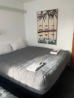 Brooklyne Motel Sanson