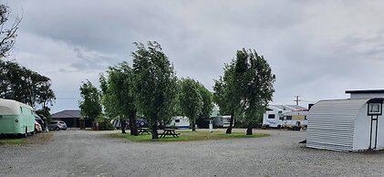 Brooklyne Motel Sanson