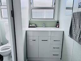 Brooklyne Motel Sanson