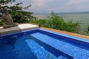 The Dream Beach Resort