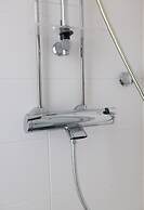 2ndhomes Cozy Studio in the Center