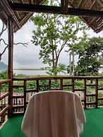 Hill Mynah Bamboo Resort