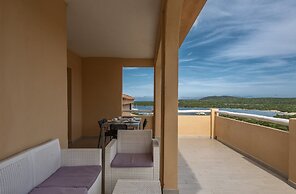 Residence a Marinella a 450 mt dal mare