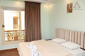 Grand Museum Pyramids Inn