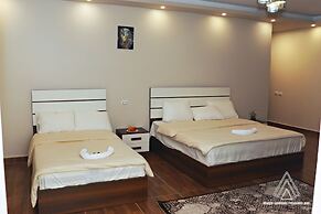 Grand Museum Pyramids Inn