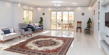 Grand Museum Pyramids Inn