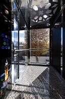 Zarafshon Parkside Hotel