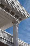 Zarafshon Parkside Hotel