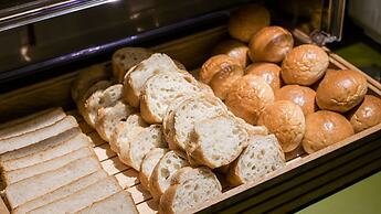 Vessel Inn Takadanobaba Station