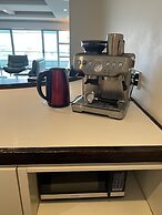 Waterfront Seaview Hotel Apartments