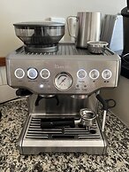 Waterfront Seaview Hotel Apartments