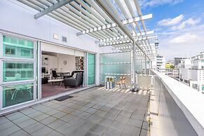 Waterfront Seaview Hotel Apartments