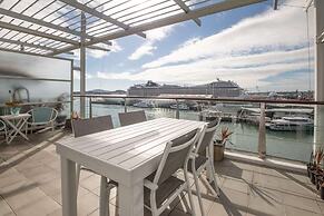 Waterfront Seaview Hotel Apartments