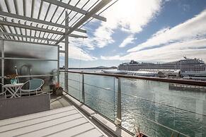 Waterfront Seaview Hotel Apartments