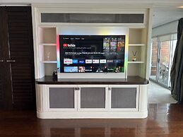 Waterfront Seaview Hotel Apartments