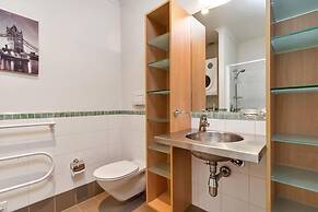 Waterfront Seaview Hotel Apartments