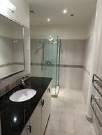 Waterfront Seaview Hotel Apartments