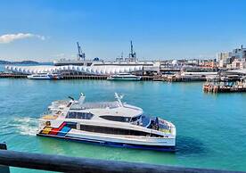 Waterfront Seaview Hotel Apartments